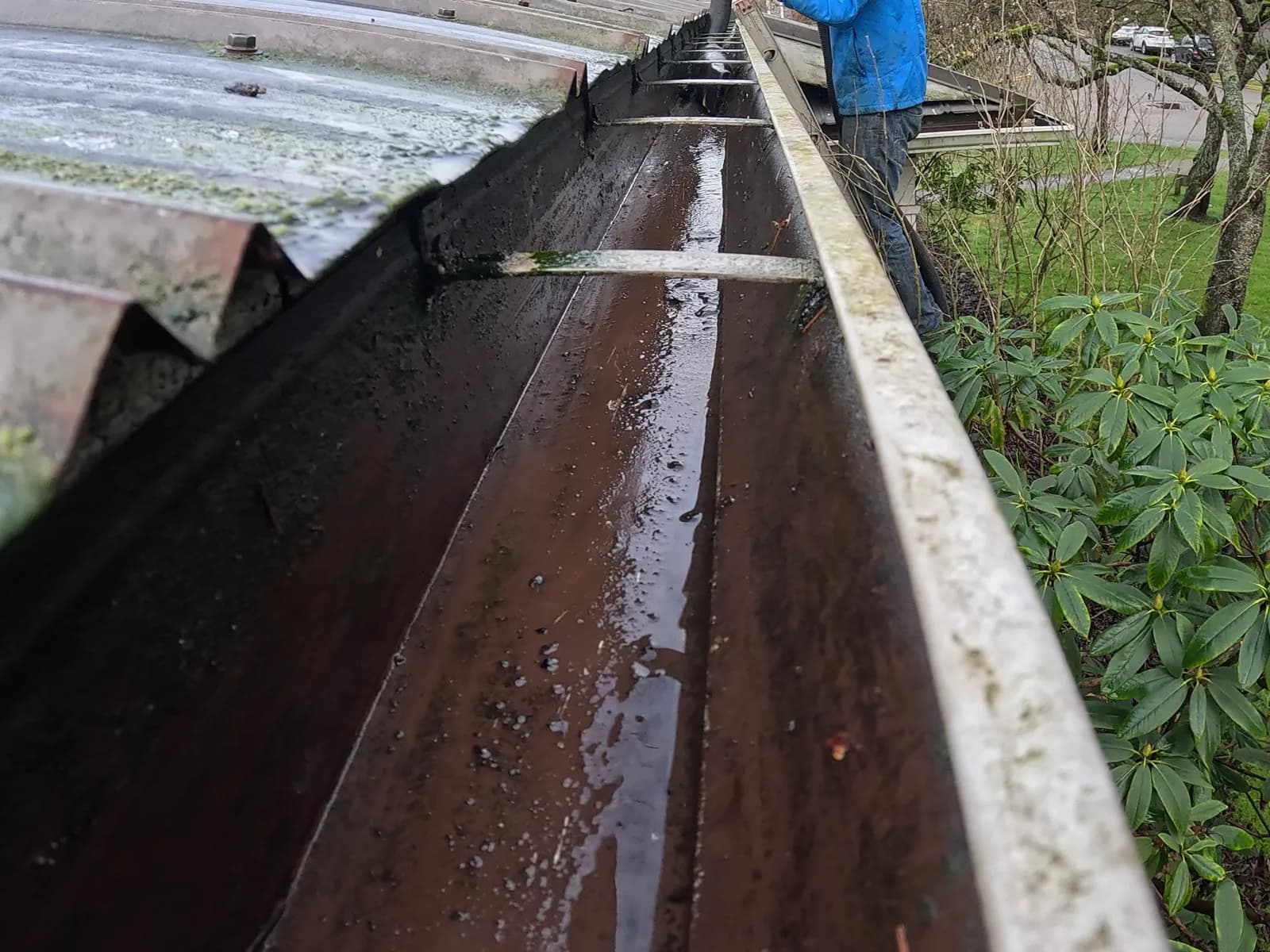 Gutter cleaning after